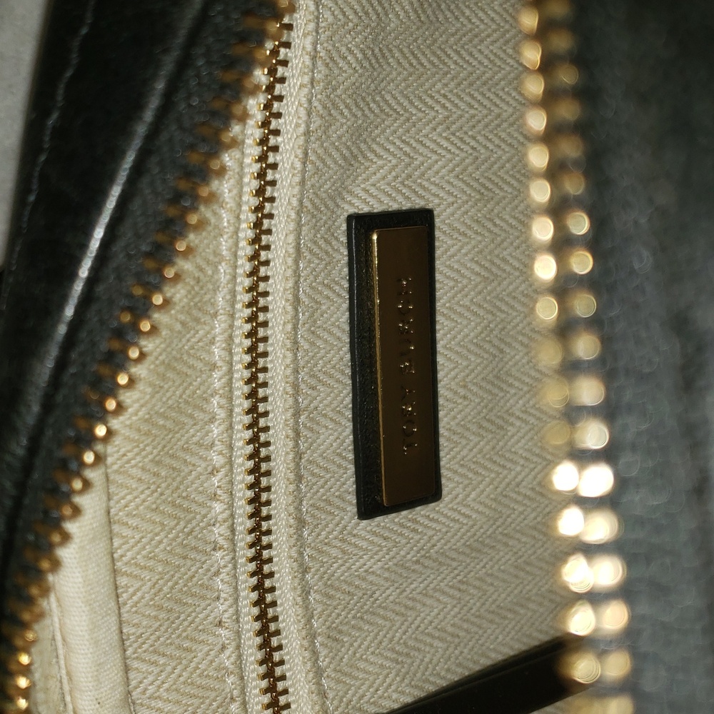 Tory Burch Leather Crossbody "Kira" Chevron Quilted Small Camera Bag, Black - Picture 10 of 13